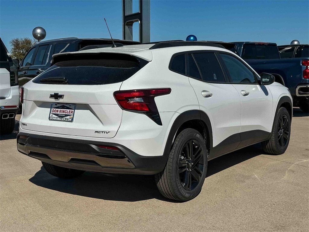 2026 Chevrolet Trax ACTIV photo 4