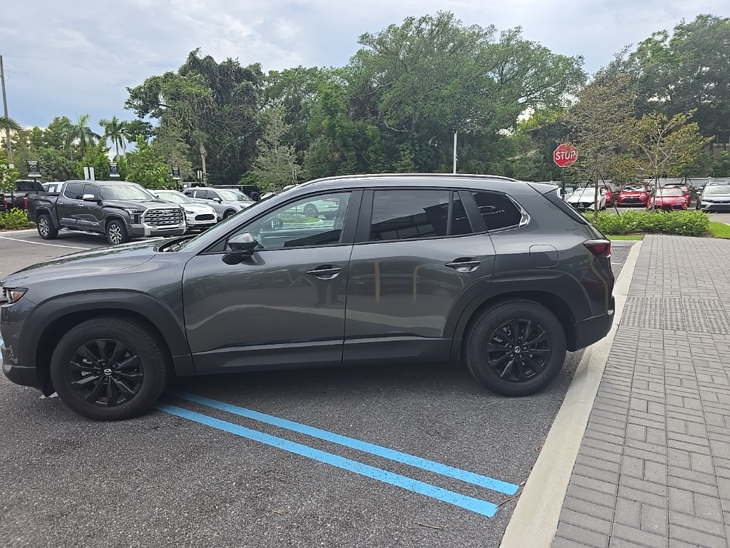 2025 Mazda CX-50 2.5 Select photo 4