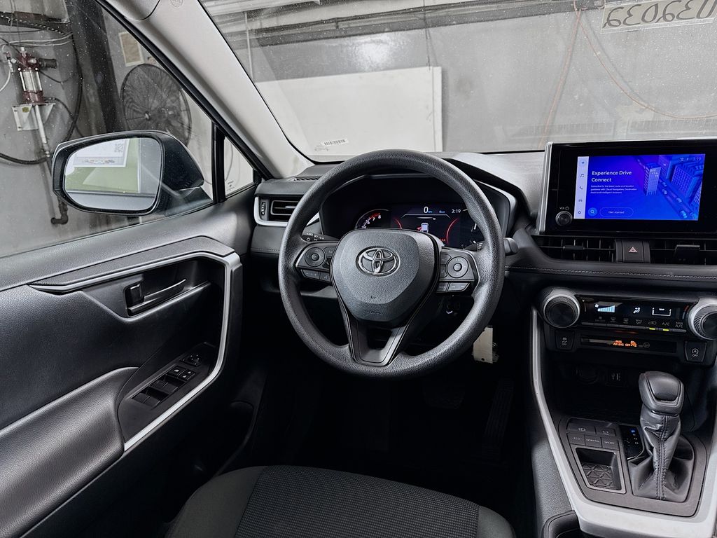 2024 Toyota RAV4 LE photo 20
