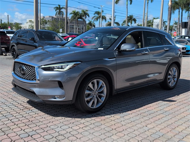2020 Infiniti QX50 Essential photo 3
