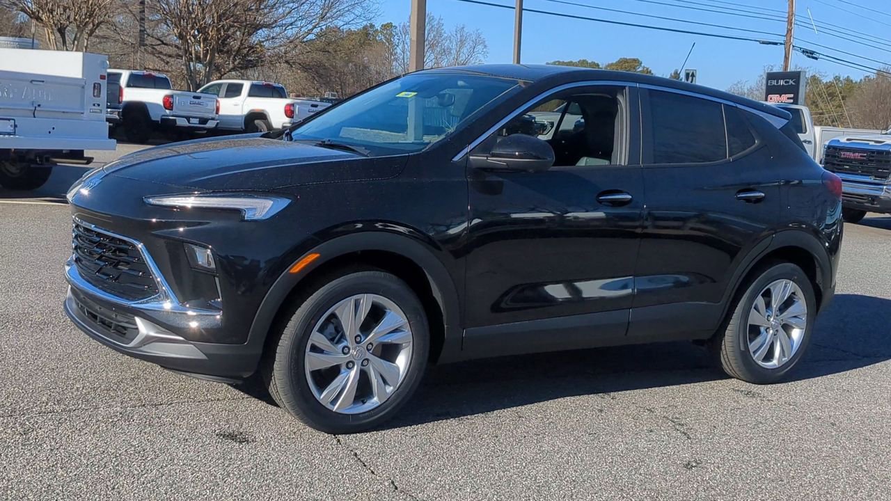 2025 Buick Encore GX Preferred photo 4