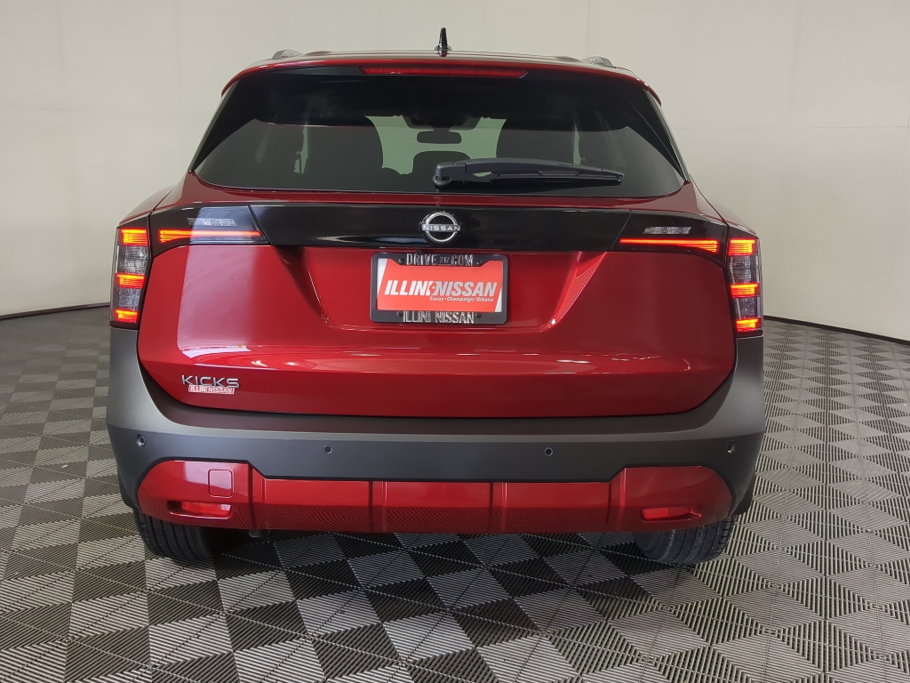 2026 Nissan Kicks SV photo 6