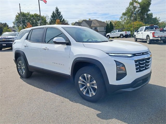 2026 Chevrolet Equinox LT photo 3