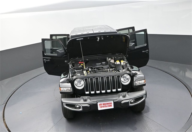 2023 Jeep Wrangler Sahara photo 32