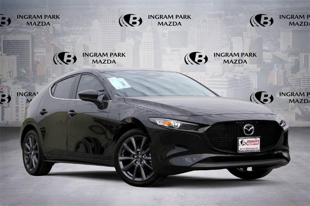 2026 Mazda Mazda3 Preferred's photo