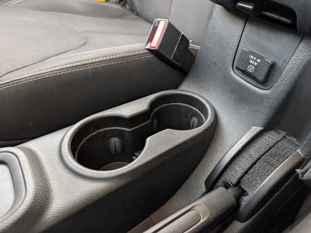 2015 Jeep Wrangler Unlimited Sahara photo 14
