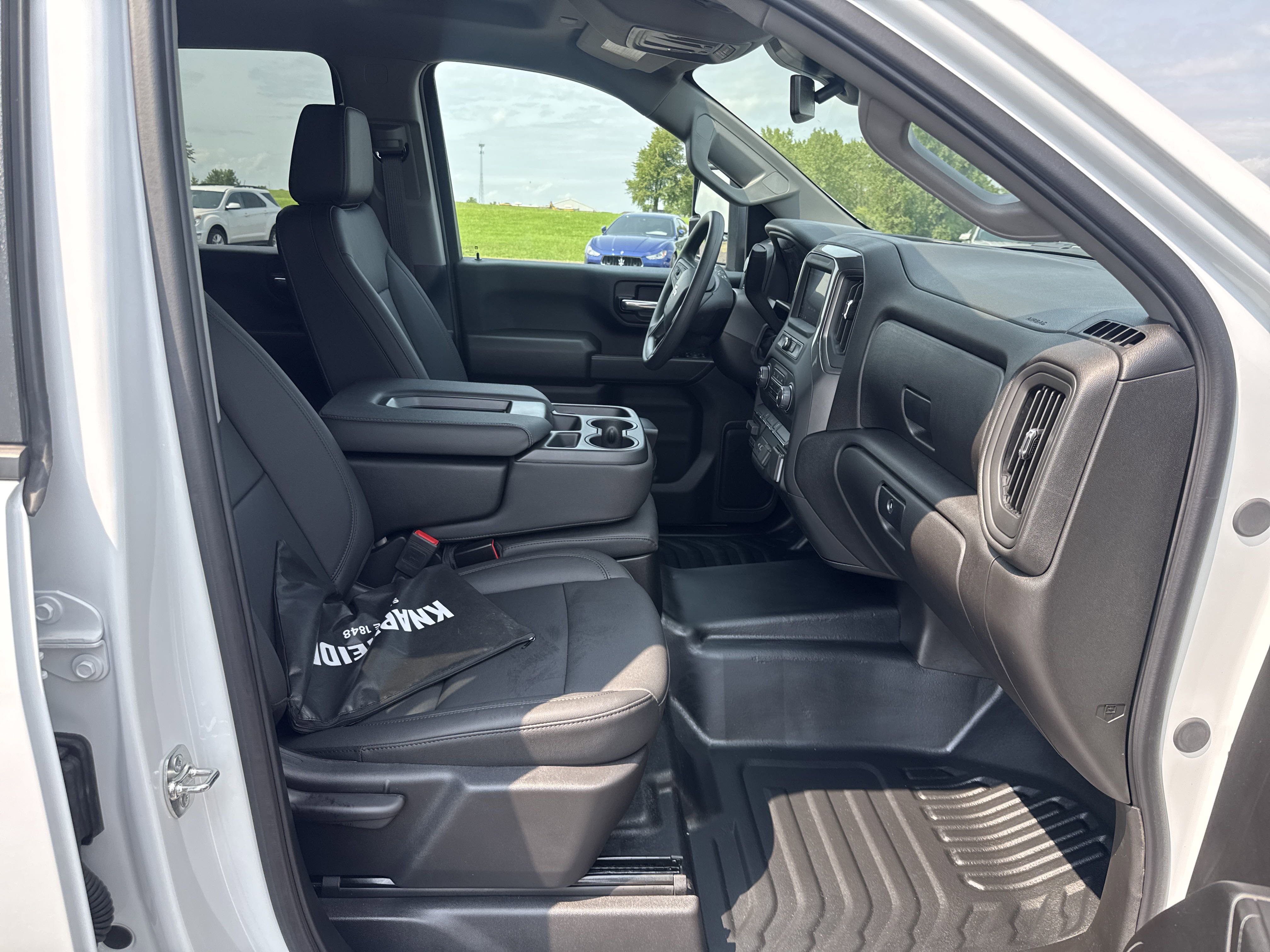 2025 Chevrolet Silverado 2500HD photo 7