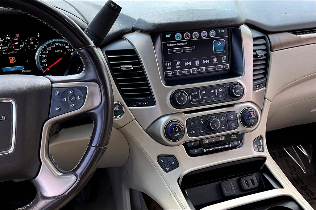 Image of Pre-Owned 2020 GMC Yukon Denali 4WD 4D Sport Utility