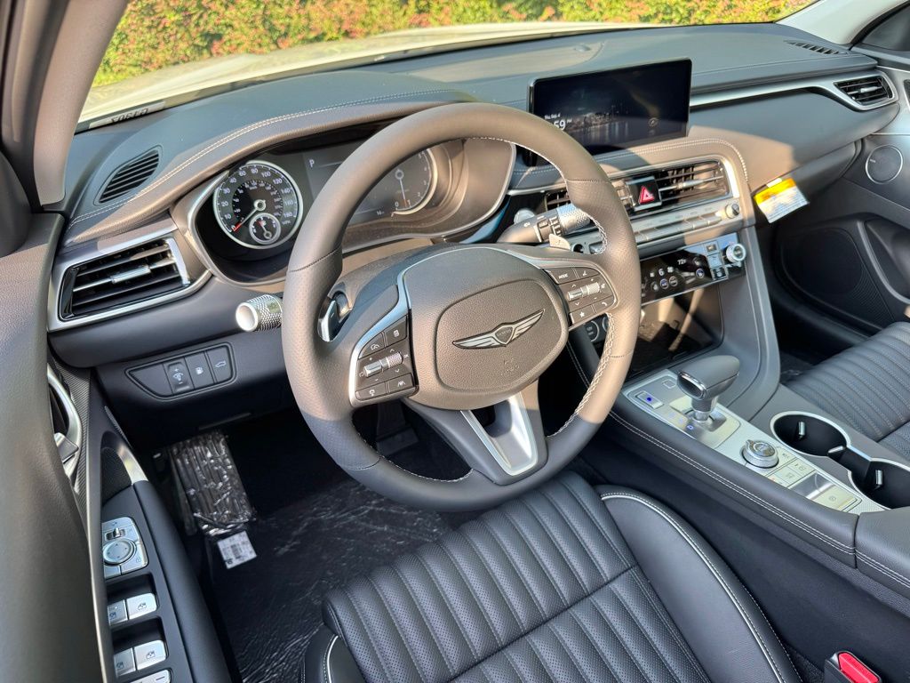 2026 Genesis G70 2.5T Prestige photo 2