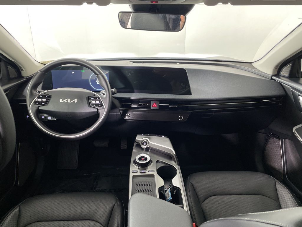 2024 Kia EV6 Wind photo 32