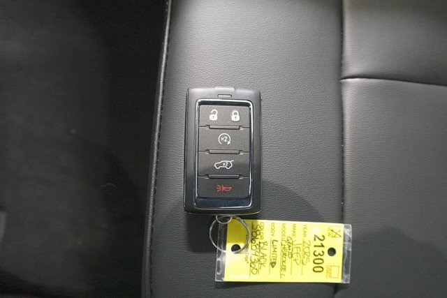 2025 Jeep Grand Cherokee Limited photo 33