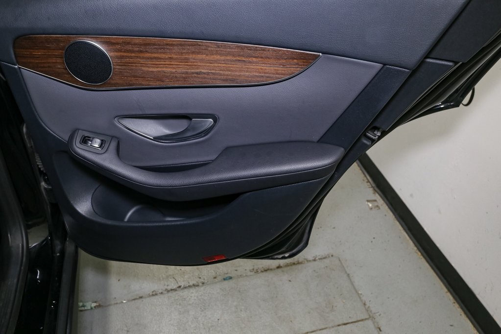 2022 Mercedes Benz GLC 300 4MATIC photo 25