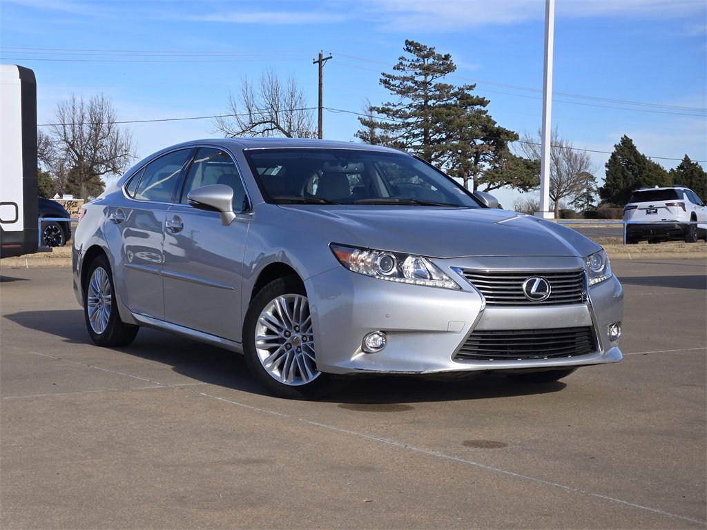 2014 Lexus ES 350's photo
