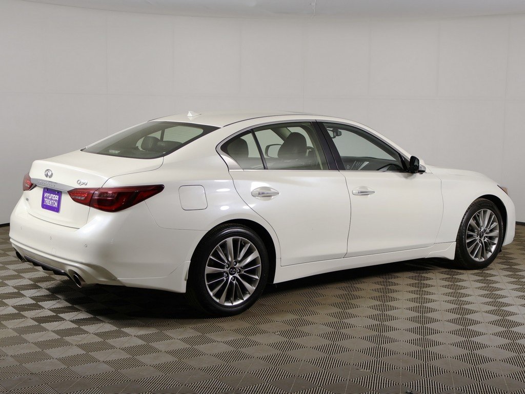 2022 Infiniti Q50 LUXE photo 7