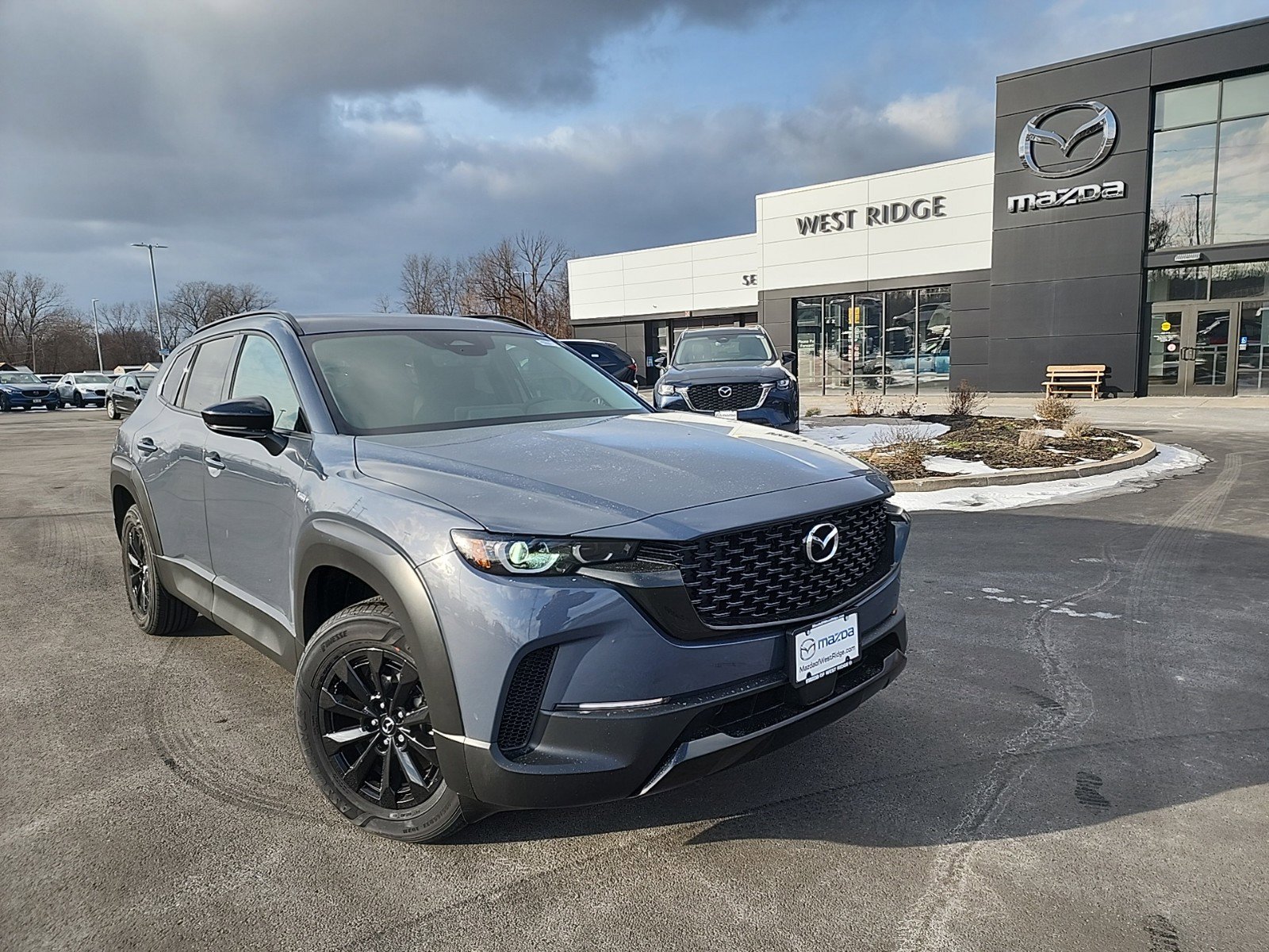 2025 Mazda CX-50 Premium photo 2