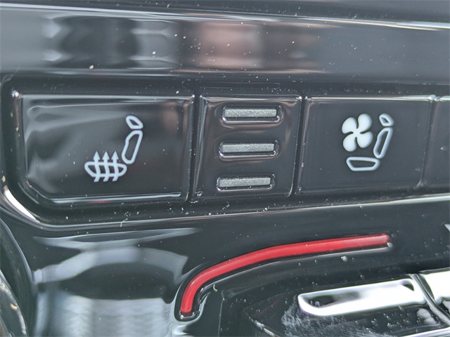 2025 Jeep Grand Cherokee Limited photo 32