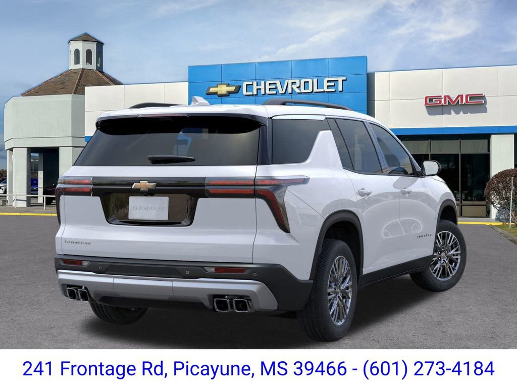 2026 Chevrolet Traverse photo 3