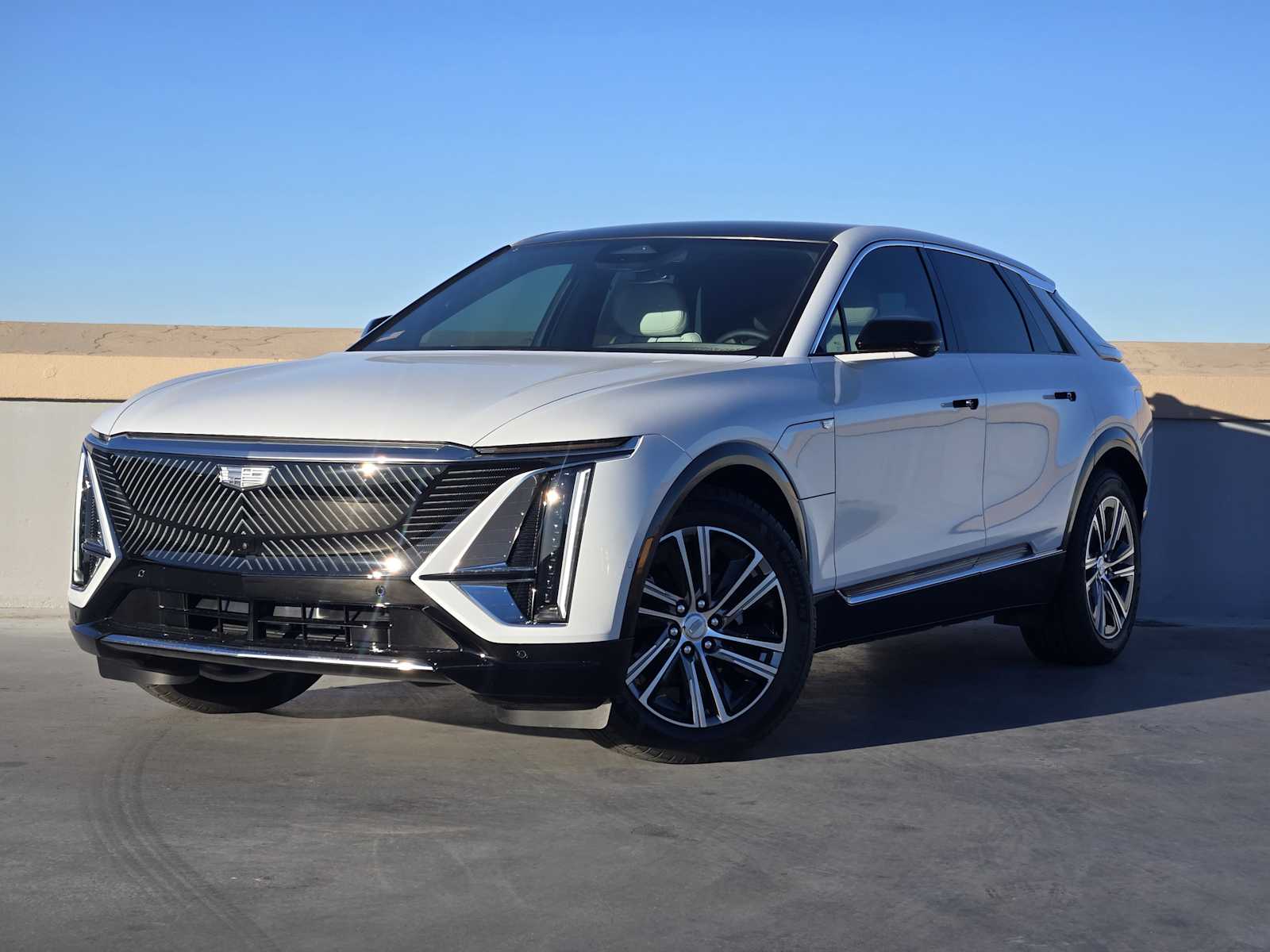 2026 Cadillac LYRIQ Luxury's photo