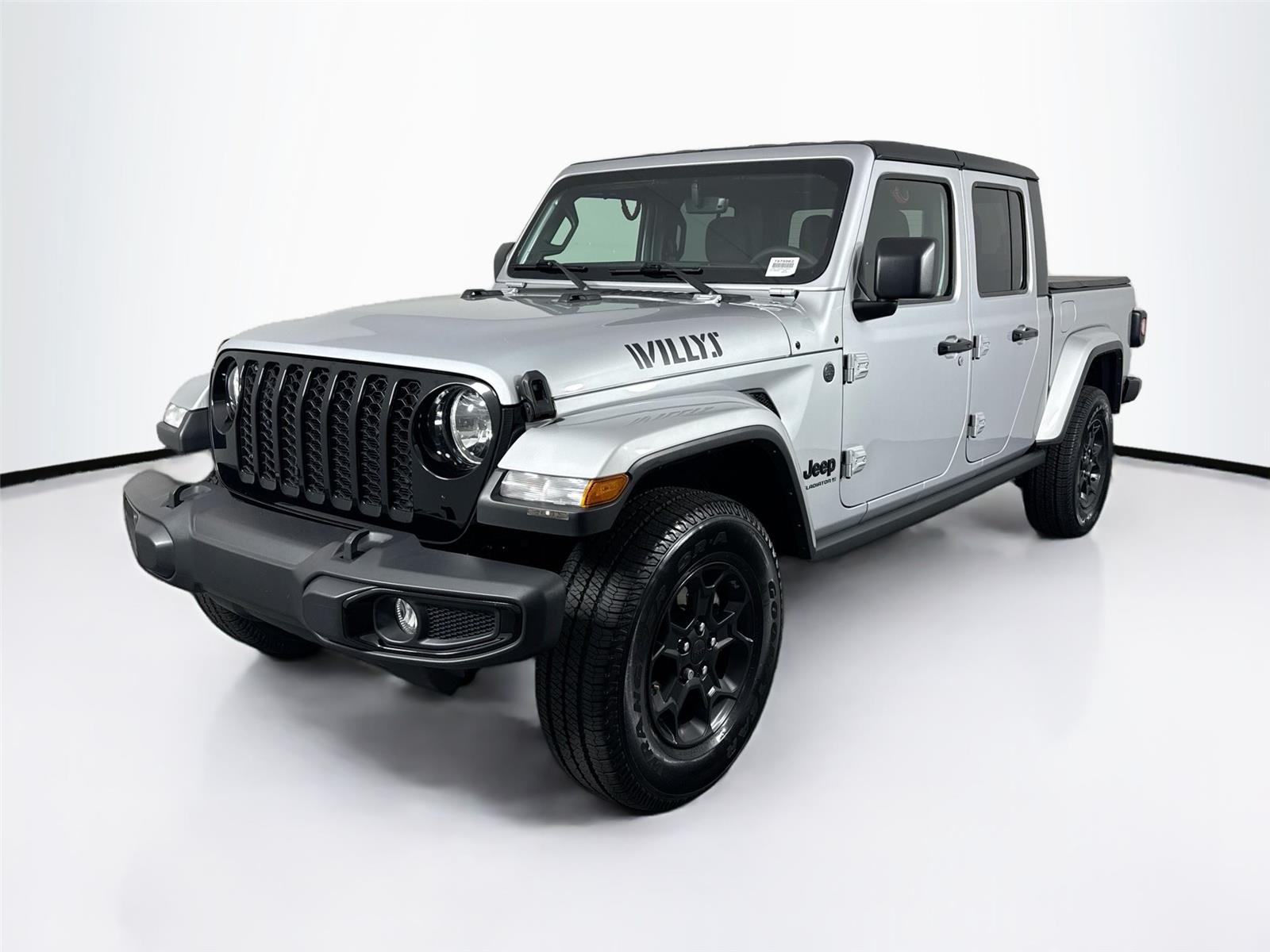 2023 Jeep Gladiator Willys photo 2
