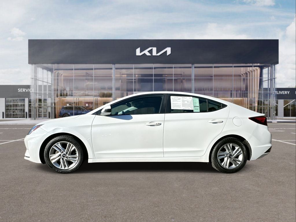 2020 Hyundai Elantra Value Edition photo 4