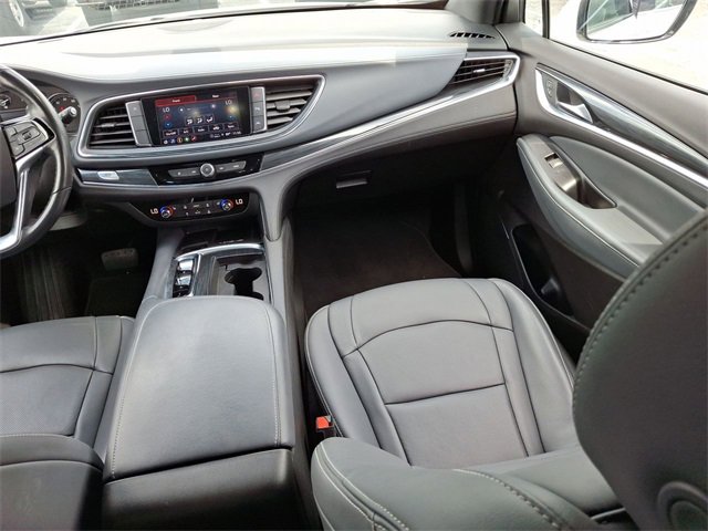 2023 Buick Enclave Essence photo 11