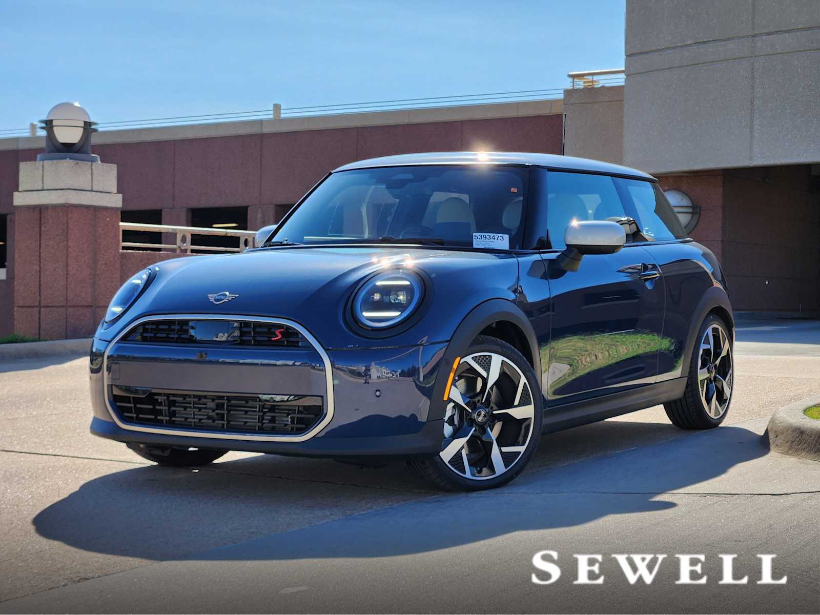 2026 MINI Hardtop 2 Door S's photo