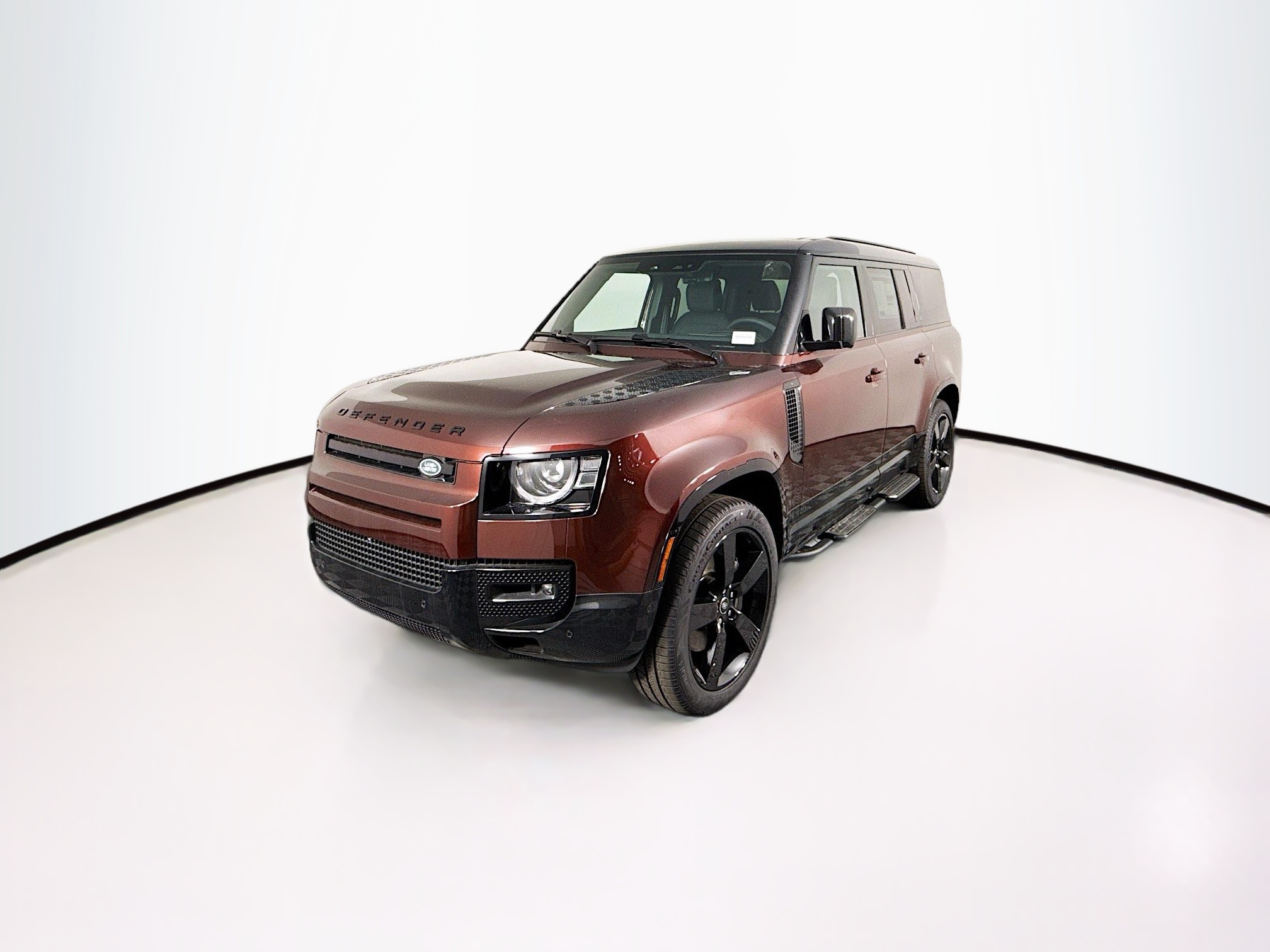2025 Land Rover Defender X-Dynamic SE's photo