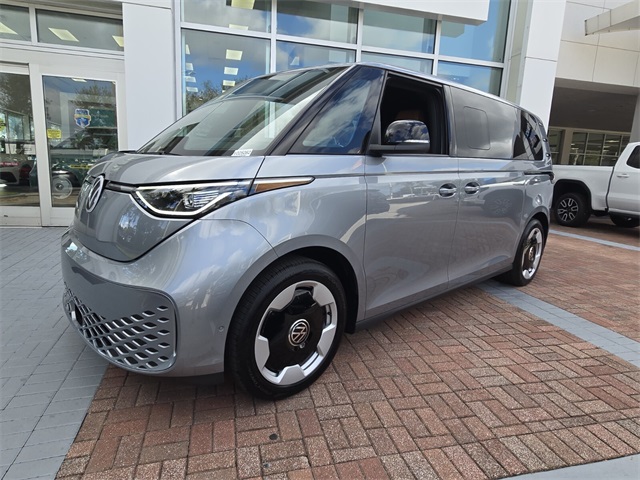 2025 Volkswagen ID. Buzz Pro S photo 3