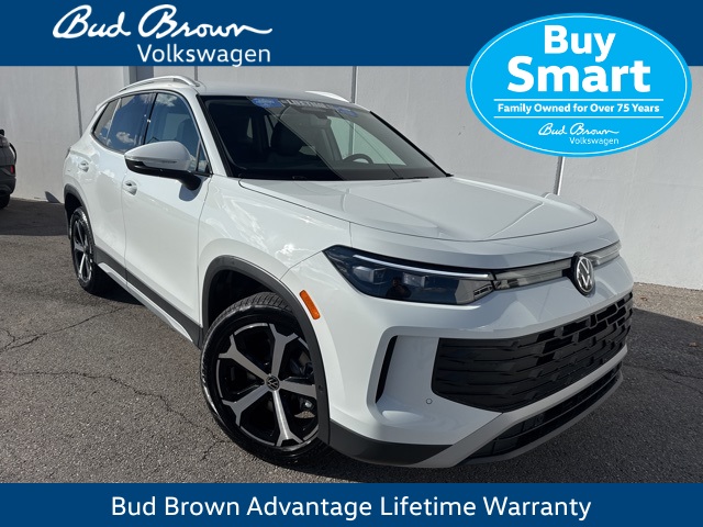 2026 Volkswagen Tiguan SE's photo