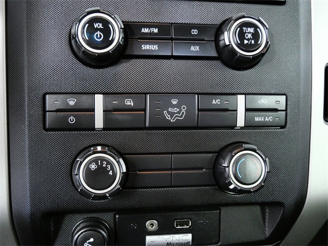 2012 Ford F-150 XLT photo 16
