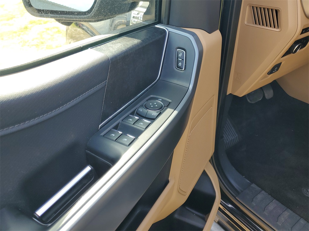 2021 Ford F-150 XLT photo 11