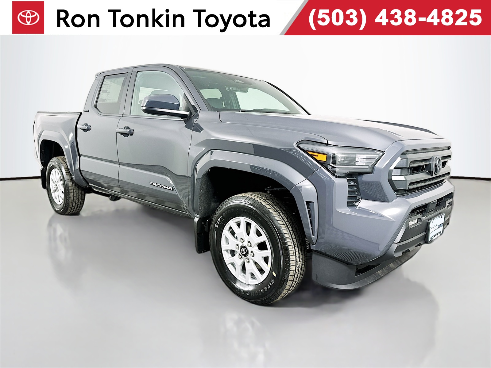 2025 Toyota Tacoma SR5's photo
