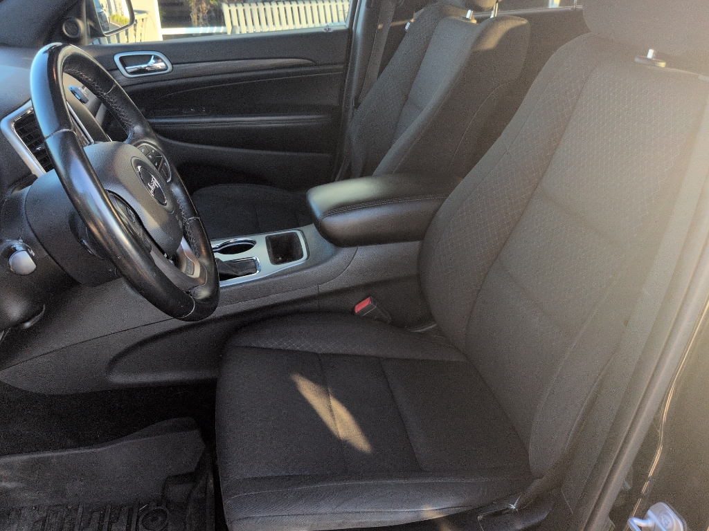 2019 Jeep Grand Cherokee Laredo photo 7