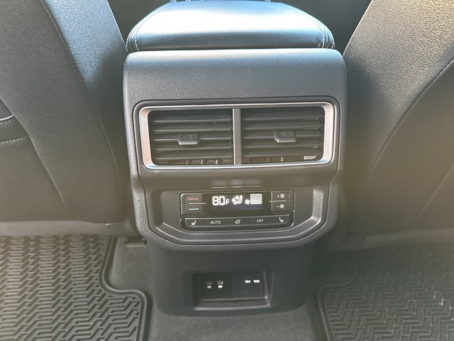 2025 Volkswagen Atlas SEL Premium R-Line photo 28
