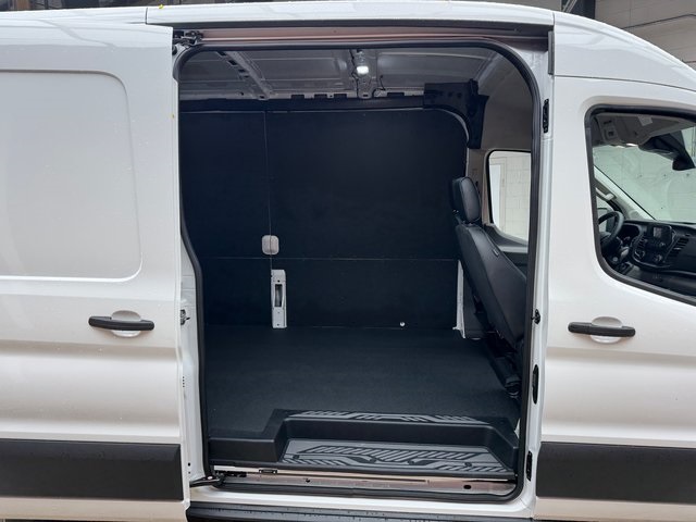 2025 Ford Transit Cargo Van photo 21