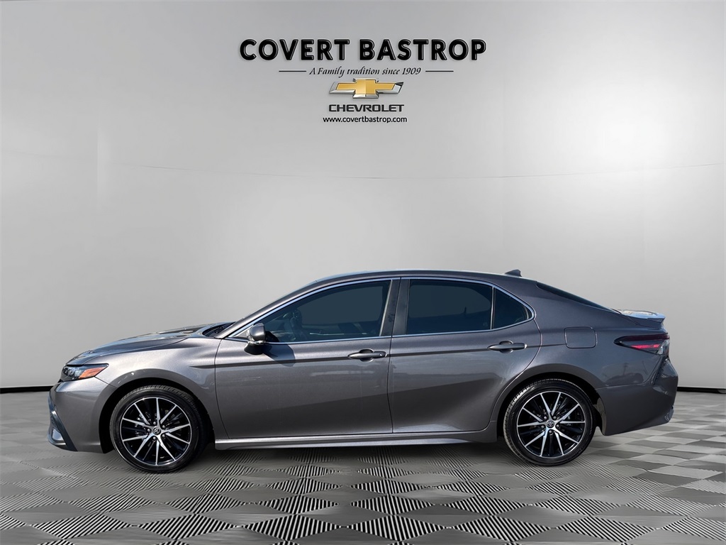 2023 Toyota Camry Hybrid SE photo 4