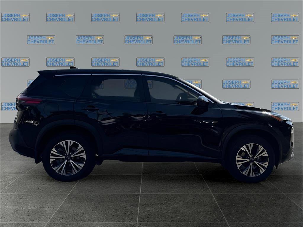 2023 Nissan Rogue SV AWD photo 3
