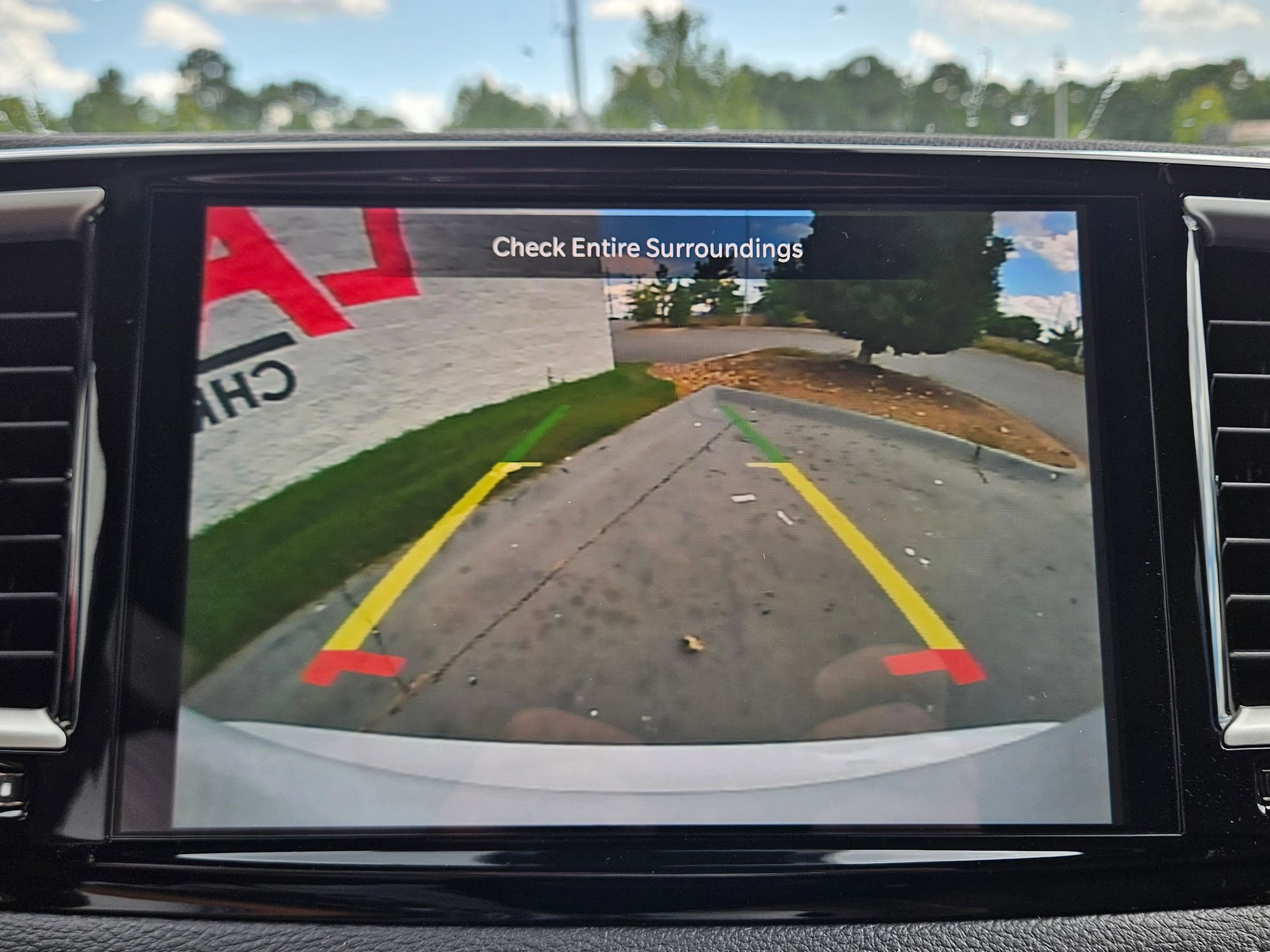 2025 Chrysler Pacifica photo 26