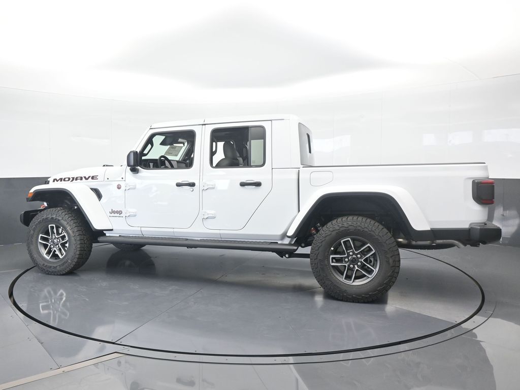 2026 Jeep Gladiator Mojave's photo