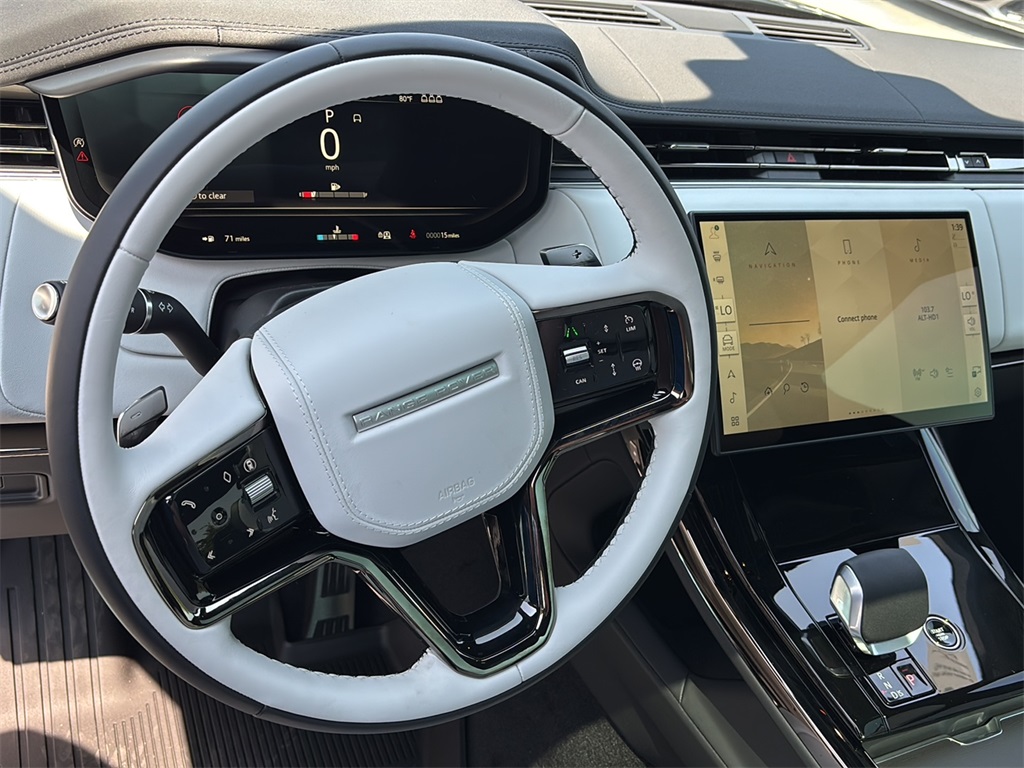 2025 Land Rover Range Rover Sport SE photo 9