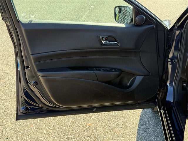 2013 Acura ILX 2.0L Technology photo 26