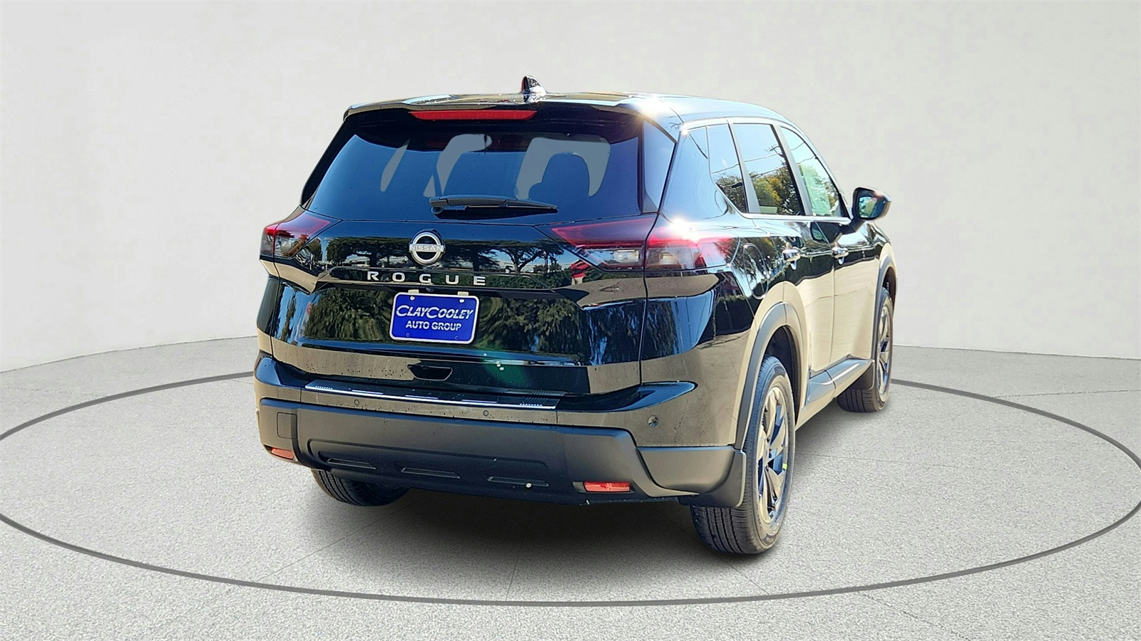2026 Nissan Rogue SV photo 3