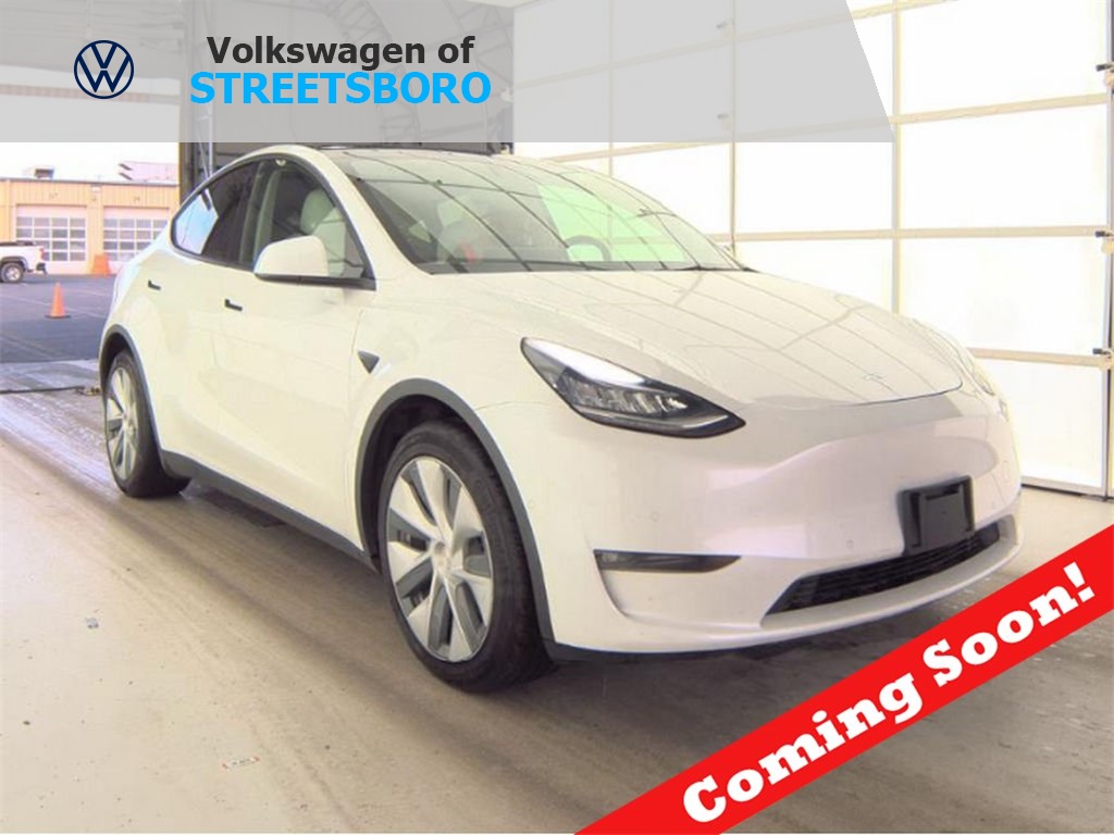 2021 Tesla Model Y Long Range's photo