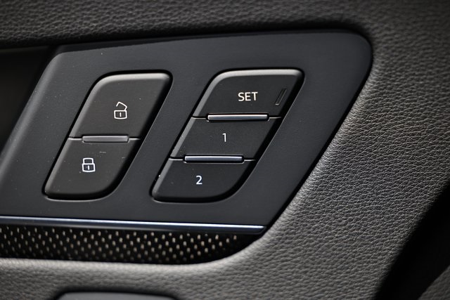 2022 Audi SQ5 Premium photo 14
