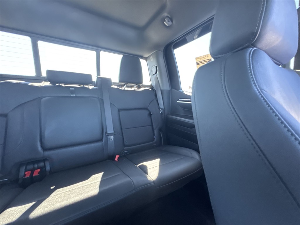 2025 Chevrolet Silverado 1500 LTZ photo 14