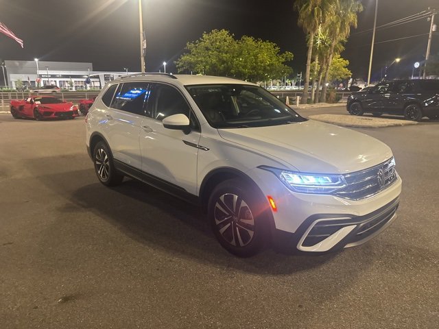 2023 Volkswagen Tiguan S's photo