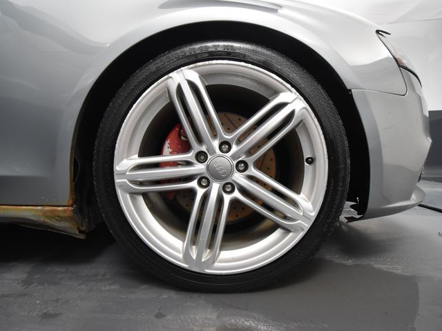 2010 Audi A4 2.0T Avant Premium Plus Quattro photo 11