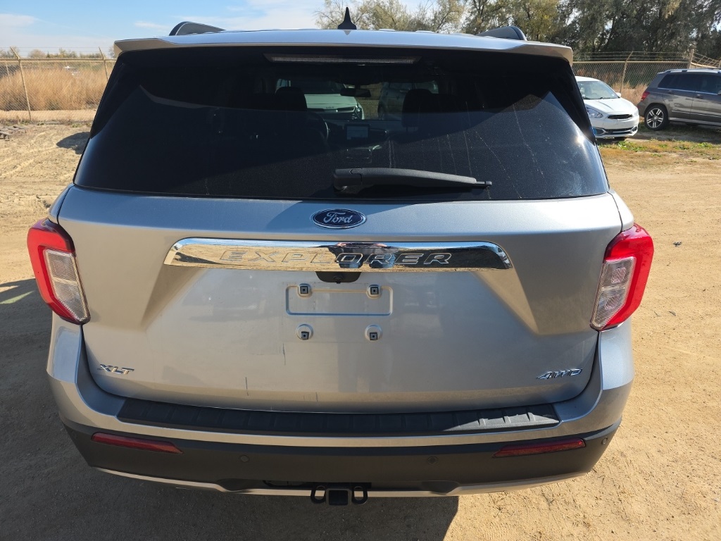 2021 Ford Explorer XLT photo 4