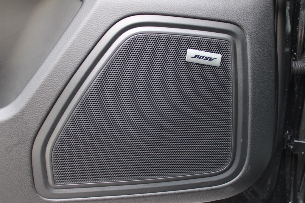 2025 Porsche Macan Base photo 20