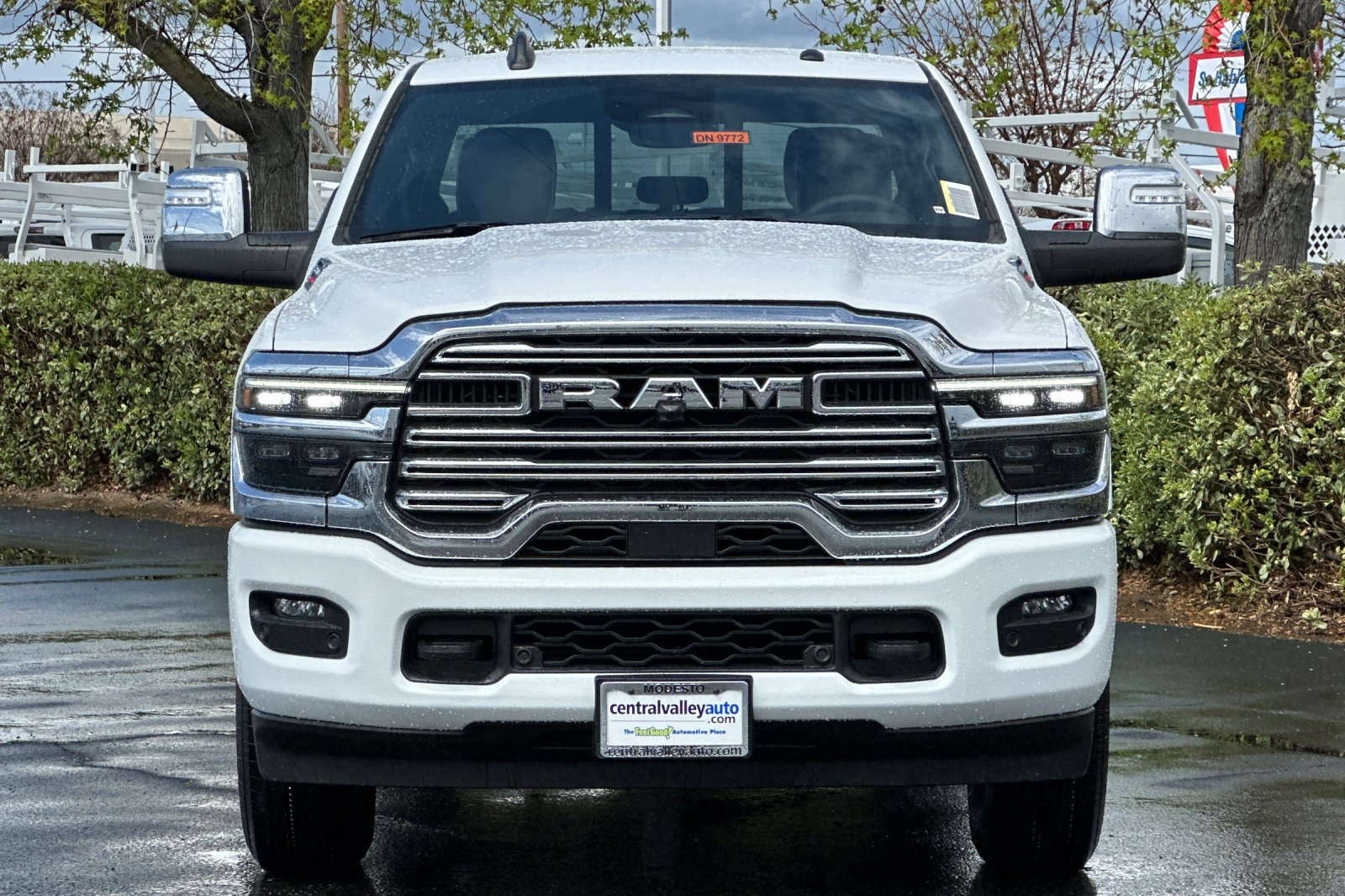 2025 Ram 2500 Laramie photo 6
